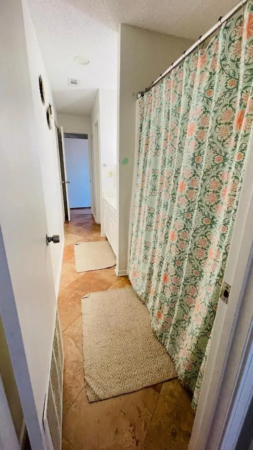Cute Budget Friendly 2B 1B In The Heart Of Destin Apartment